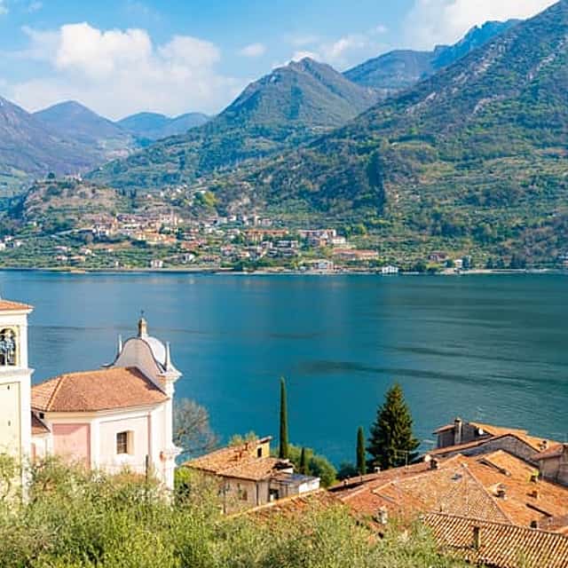 Franciacorta Wine Region & Lake Iseo Cruise From Milan: A Wine-fueled Escape With Tastings And Enchanting Landscapes