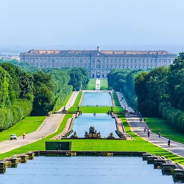 Direct transfer from Naples to Caserta with private local driver