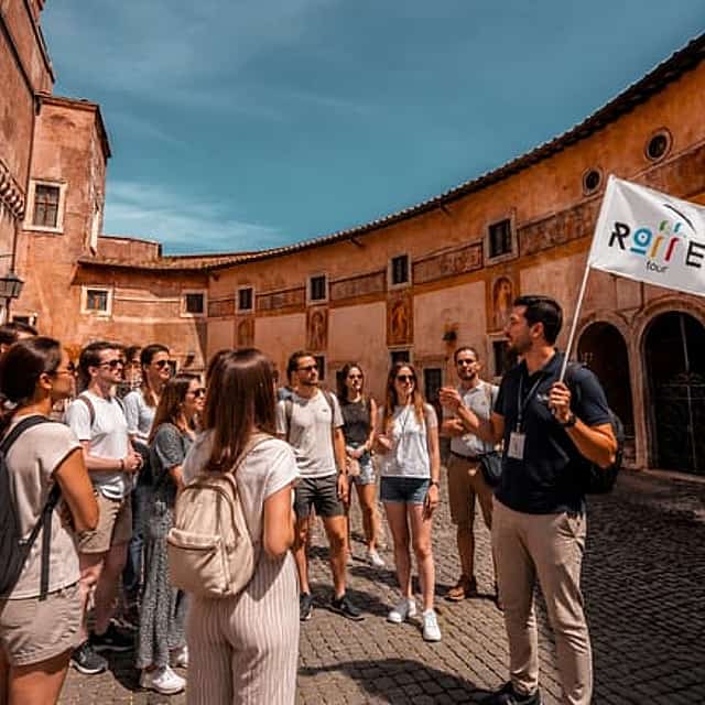 Mała grupa: Zamek papieski Sant Angelo