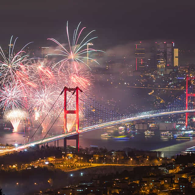 Istanbul New Year's Cruise Party