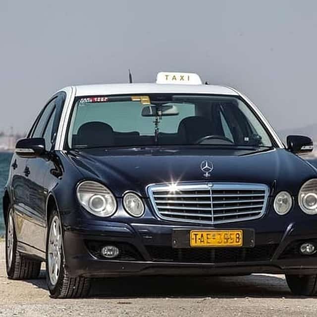Thessaloniki Airport หรือ Private Arrival Transfer ที่ท่าเรือสำราญ
