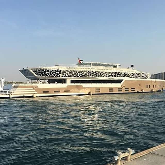 Mega Yacht Cruise with 5 star Dinning Experience