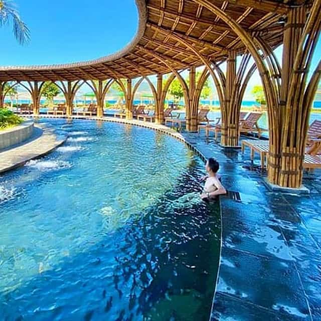 Snorkeling and BBQ Tour on Nha Trang Island with Mud Bath