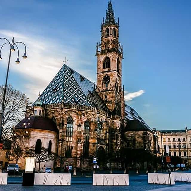 Bolzano Scavenger Hunt & Highlights Self-Guided Walking Tour