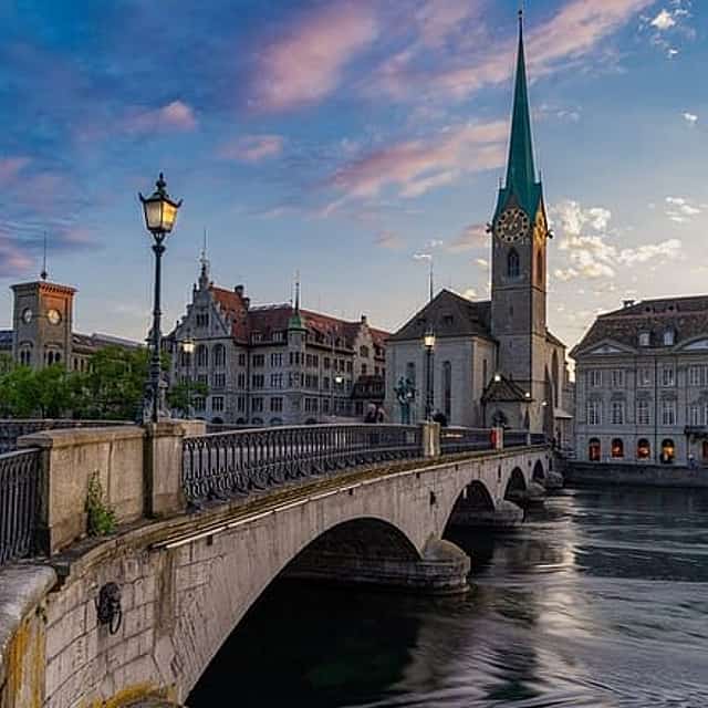 Private Transfer in the Alps from Innsbruck to Zurich, English Speaking Driver