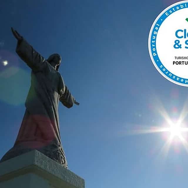 Madeira Highlights: Guided 4-Hour Tour from Funchal