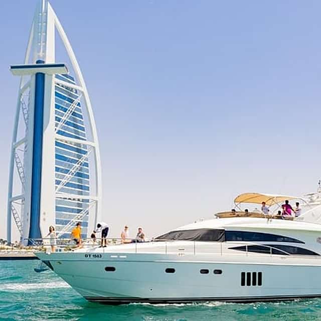 Dubai Sharing Yacht Cruise