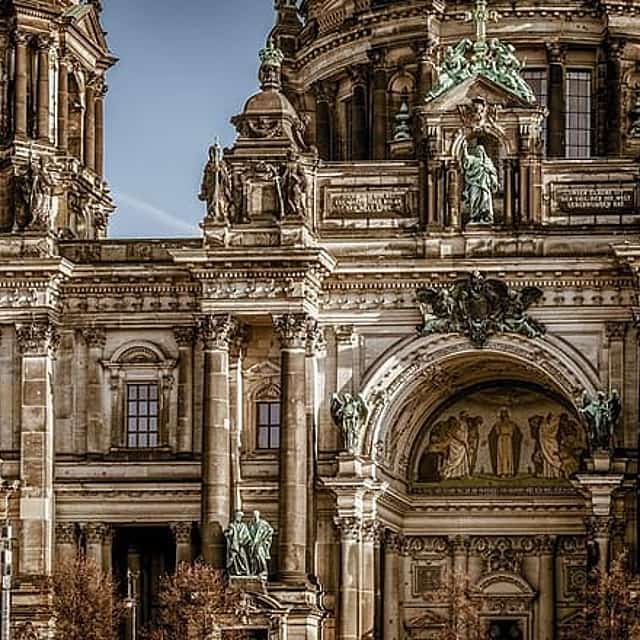 Private Transfer from Krakow to Berlin with 2 hours for sightseeing