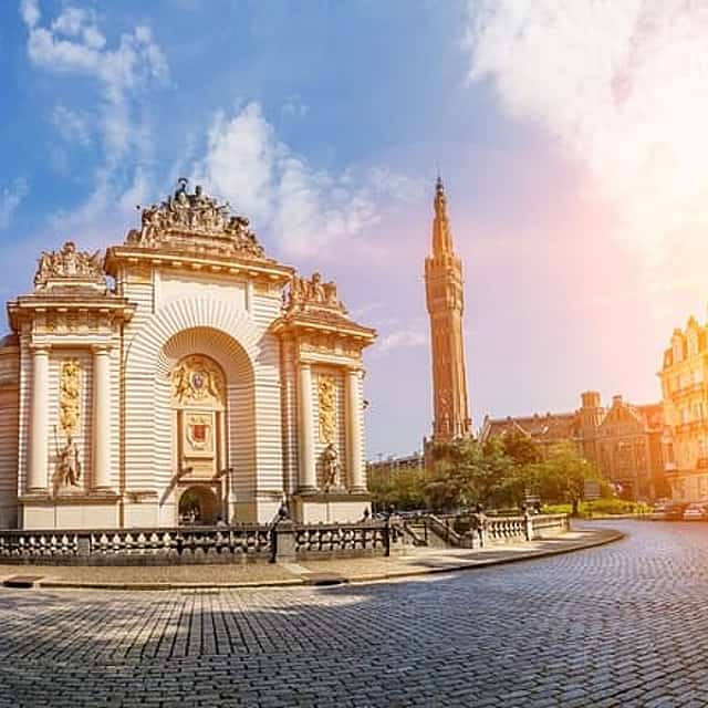 Private transfer from Bruges to Lille, English-speaking driver