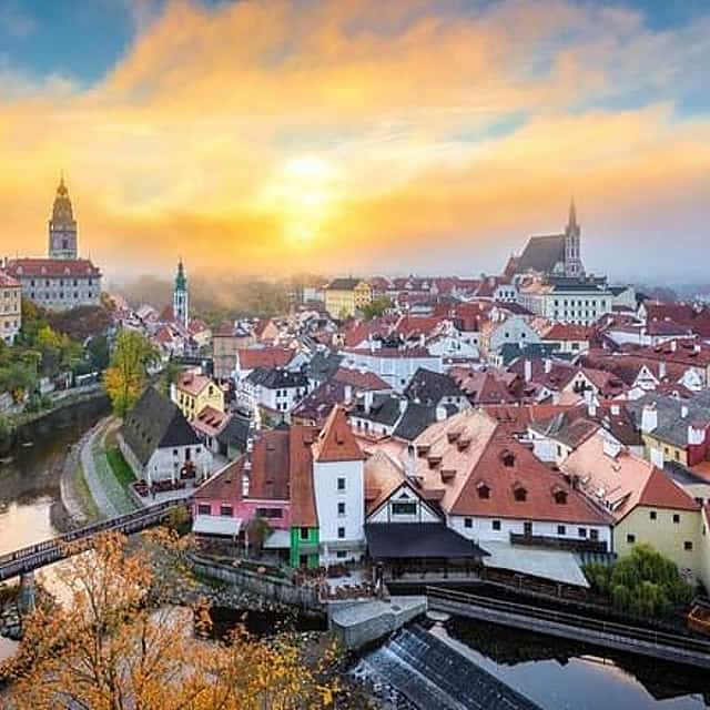 Private Transfer Hallstatt to Cesky Krumlov, 1 Sightseeing Stop