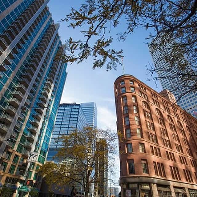 Denver Scavenger Hunt & Highlights Self-Guided Walking Tour