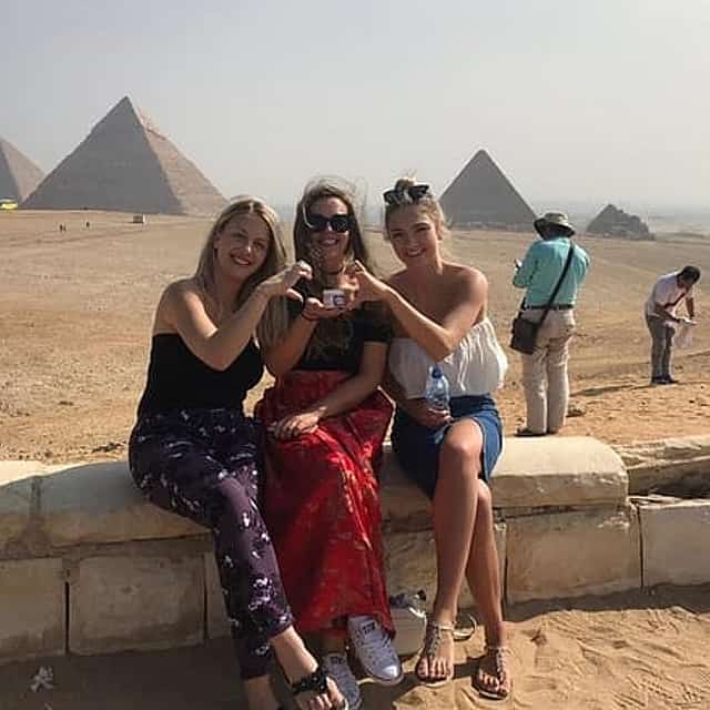 Private Day Tour Giza Pyramids, Memphis and Sakkara Pyramids