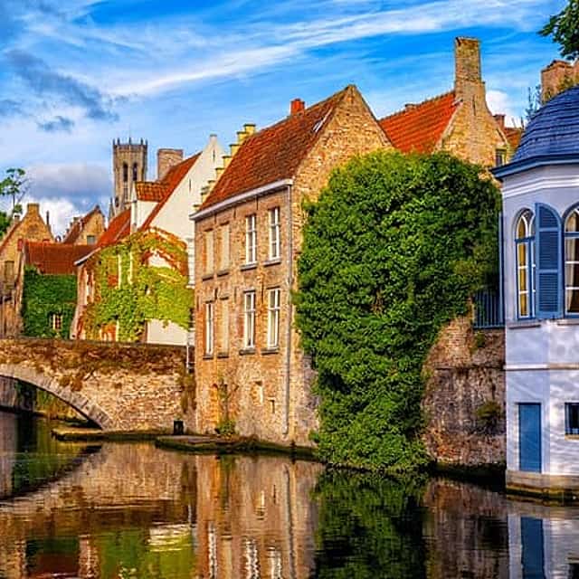 Private direct transfer from Amsterdam to Bruges