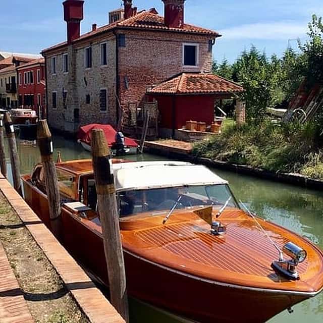 The Mahogany Boat Full Day Experience