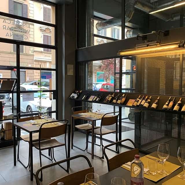 Rome Gourmet Experience: Elite Tasting at Magazzino Scipioni!