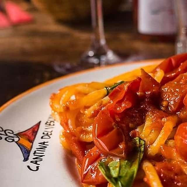 Naples Shore City Tour, Pompeii & Winery .