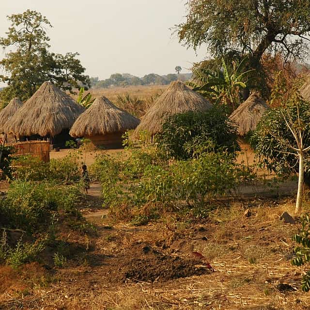 South Laungwa Village Tour