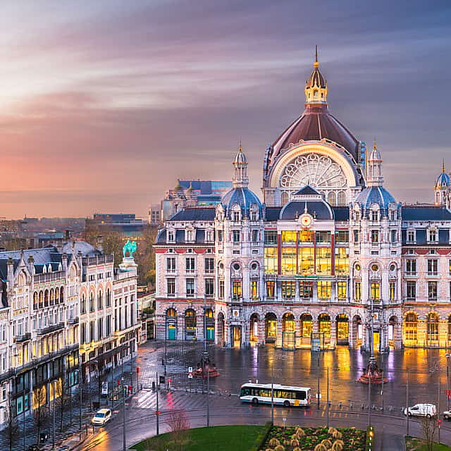 Antwerp: Diamonds Galore, Elegance, Arts and Stunning Architecture