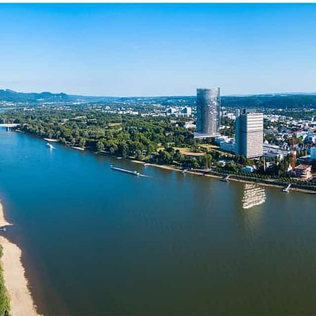 Bonn Scavenger Hunt & Highlights Self-Guided Walking Tour