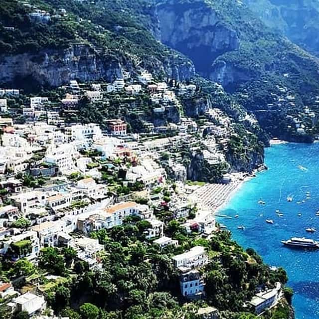 Positano Sorrento Pompei visit from Naples