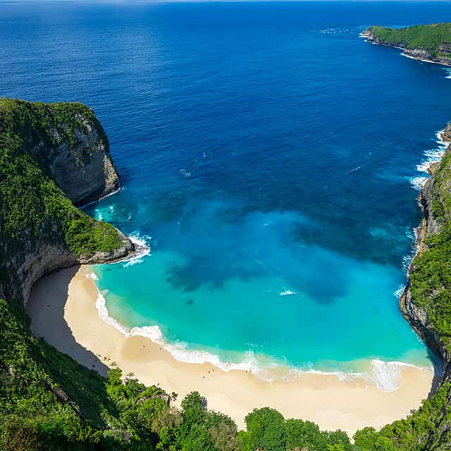 Explore Nusa Penida East or West