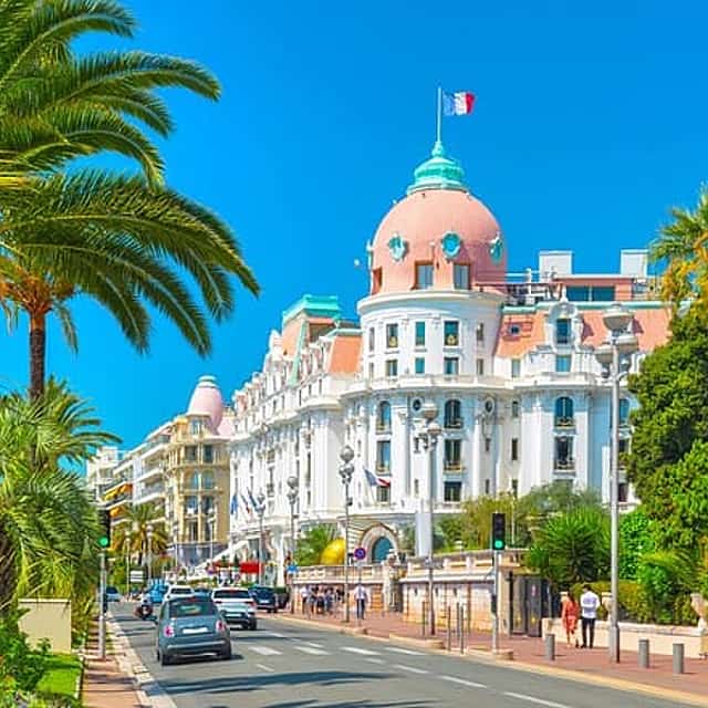 Nice Ghost Walk: Self-Guided Mystery Game on the Riviera