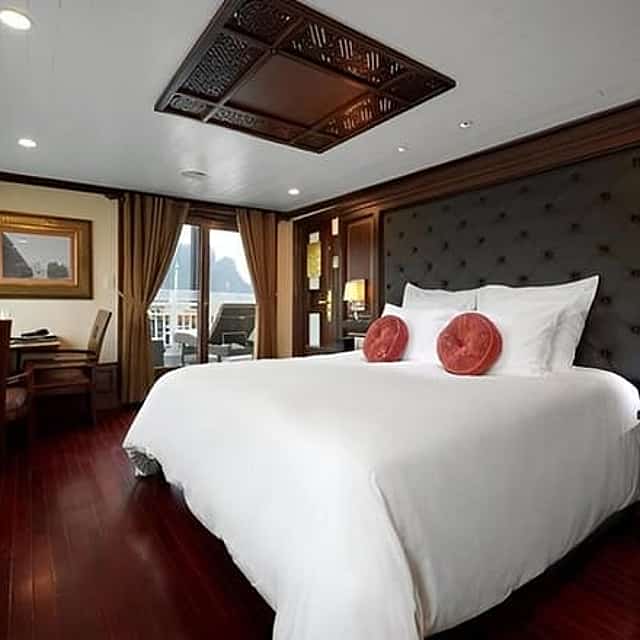 Hanoi: 2D1N Scenic Bai Tu Long Bay Journey on Garden Peak Cruise