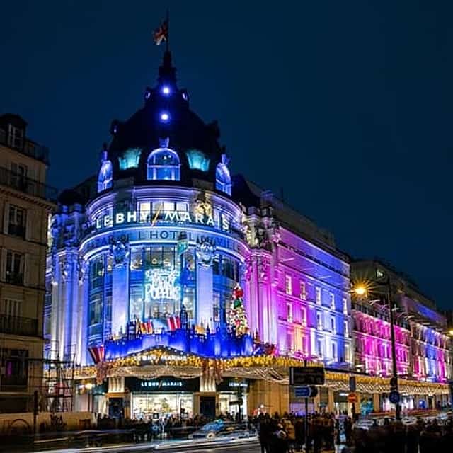 4 hours Private Tour at Marais and Montmartre in Paris with Hotel pickup