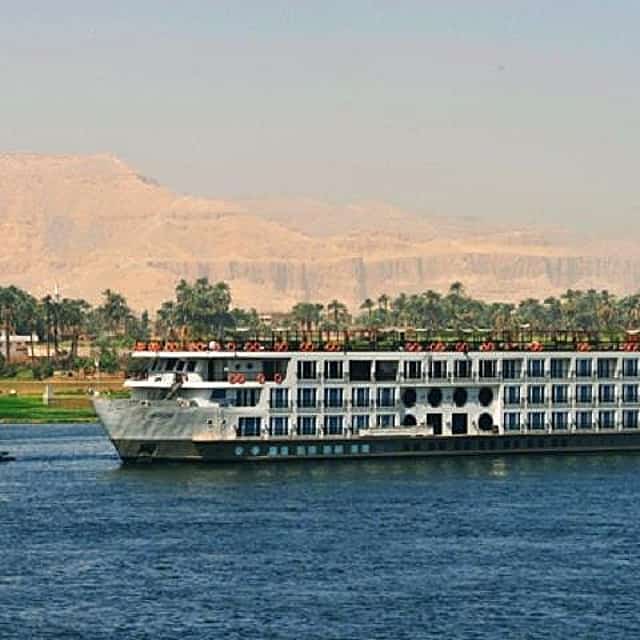 4 day - 3 Nights 5 Stars Deluxe Nile Cruise with Tours in Aswan and Luxor