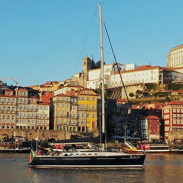Porto: Douro River Group Boat Tour