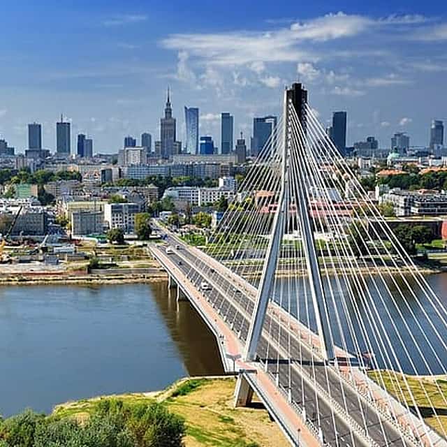 Private transfer from Gdansk to Warsaw with 2h of Sightseeing