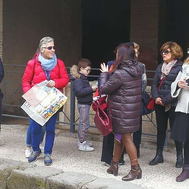 Visit Herculaneum with an expert professional guide (2/3 hours)