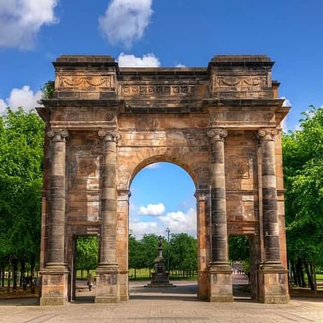Romantic Date Quest Experience in Glasgow