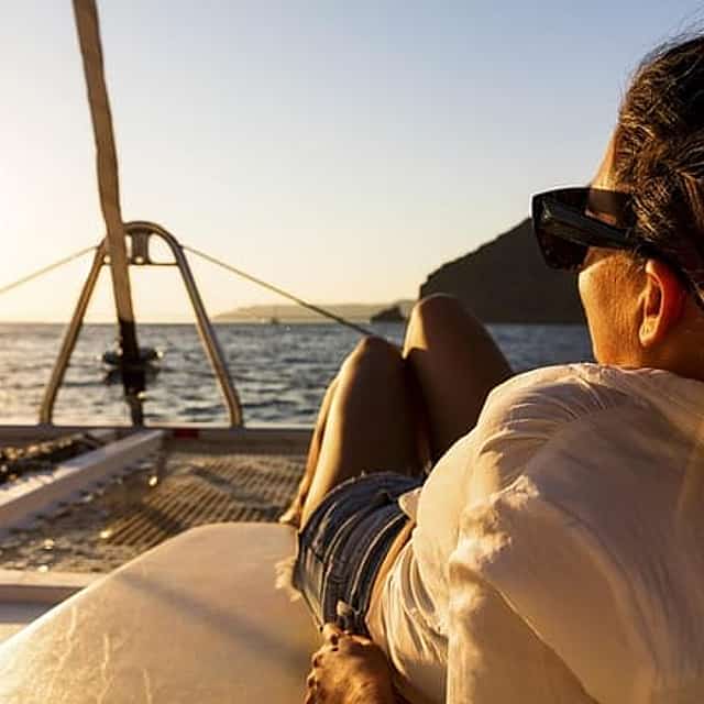 Shared Cruise from Santorini to the White beach via Volcano