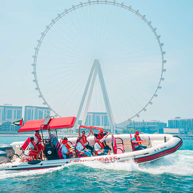 60-minütige Schnellboot-Tour in Dubai Marina, JBR & Ain Dubai
