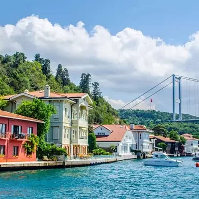 Breakfast Cruise on the Bosphorus