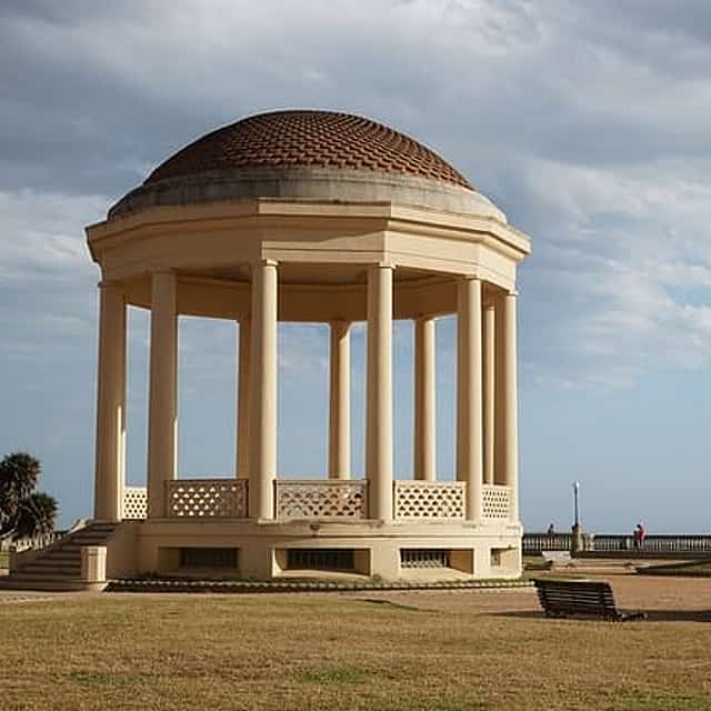Private Historic Walking Tour of Livorno