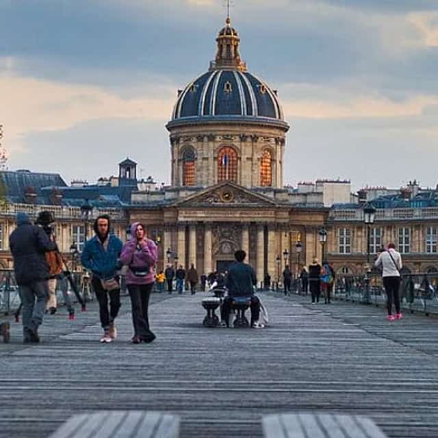 Paris Seine Walk, Liebesbrückenschloss, Musée d'Orsay Tickets
