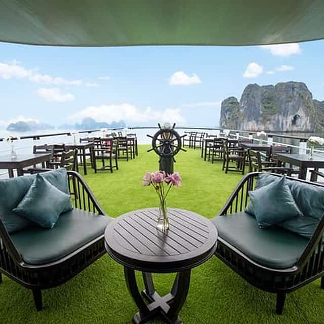 Bai Tu Long Bay Day Cruise from Ninh Binh to Hanoi