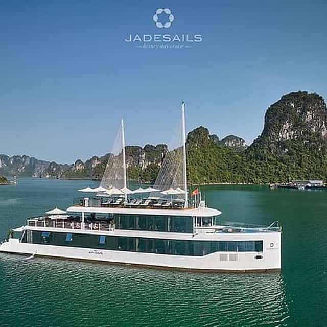 Jadesails Cruise - The Most Luxurious Day Cruise in Halong Bay & Lan Ha Bay