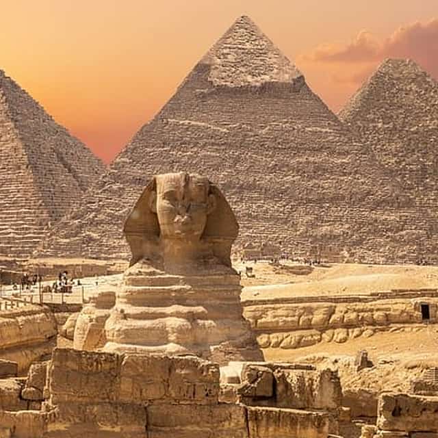 2 Days Cairo Package Egyptian Pyramids Museum and Bazaar