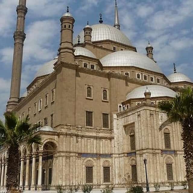 Private Day Trip: Egyptian Museum, Alabaster Mosque and Khal el-Khalili from Cairo