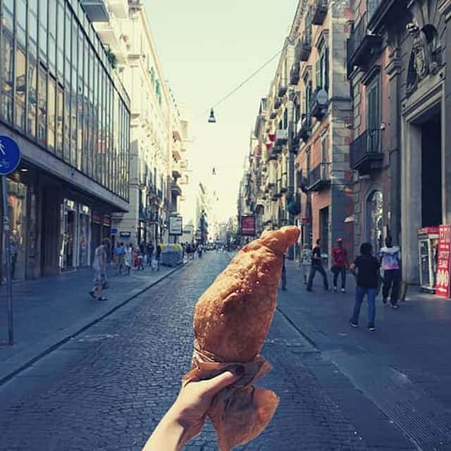 NAPLES STREET FOOD tour