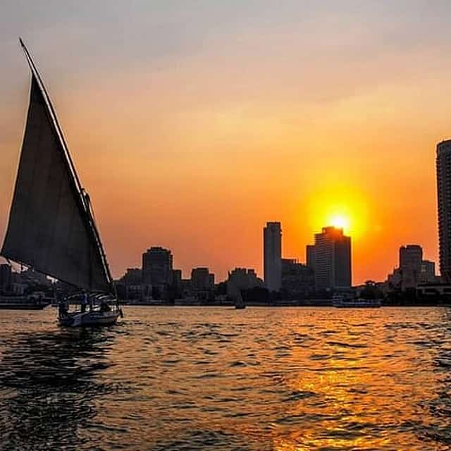 Short Felucca trip on the Nile in Cairo