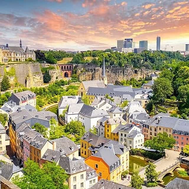 Private direct transfer from Amsterdam to Luxembourg city