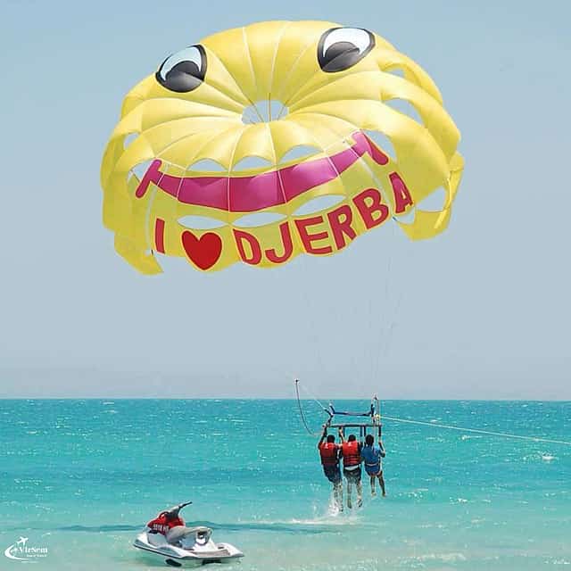 Soar into Adrenaline: Parasailing Experience in Djerba!