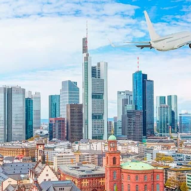 Private transfer from Amsterdam to Frankfurt, 2h Sightseeing Stop