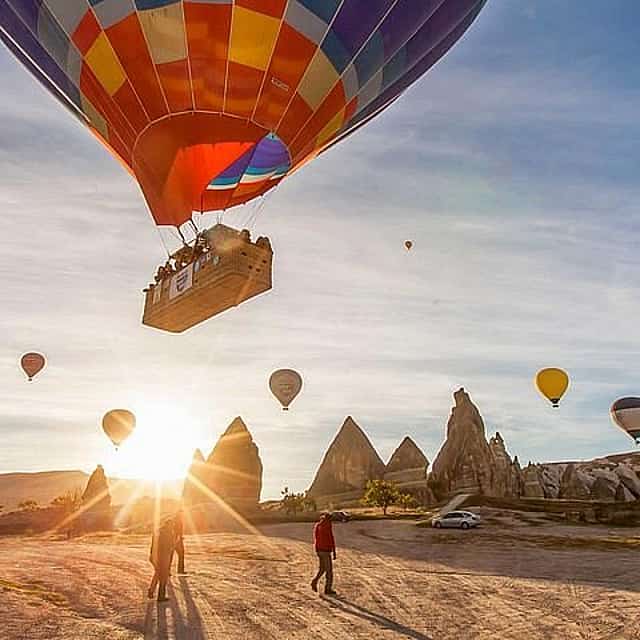 Tour della Cappadocia in mongolfiera sui camini delle fate