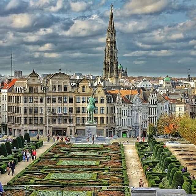 Legends of Brussels-Royal Quarter, Grand Place & Gothic Cathedral