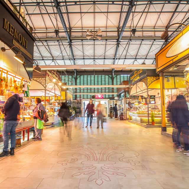 Market Tour and Pasta Cooking Class